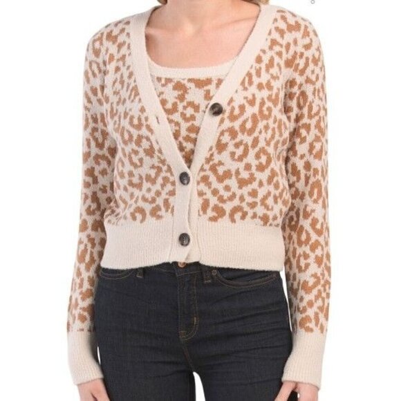 Jessica Simpson Sweaters - JESSICA SIMPSON Soft Juniors Long Sleeve Eyelash Leopard Twin Set Size S/M